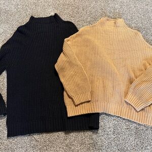 EUC LOT OF 2 American Eagle Black Tan Knit Sweaters XS/S oversized tops